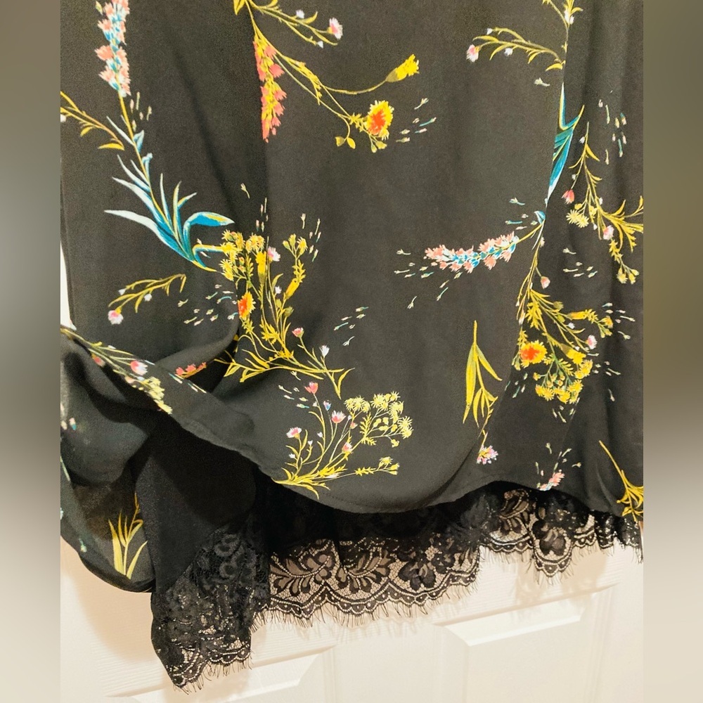 NWT Worthington size XXL Black Floral Sleeveless Top with Lace Hem - Picture 5 of 5